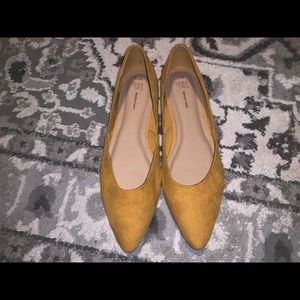Time & Tru yellow suede pointed toe flats